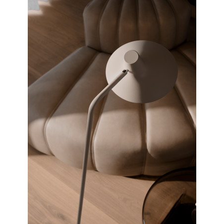 Darci | Floor lamp | Sand DFTP