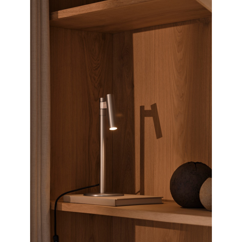 Makoto | Table lamp | Satin chrome DFTP