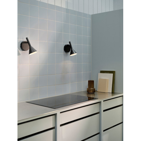 Kelvis | Wall light | Black Nordlux