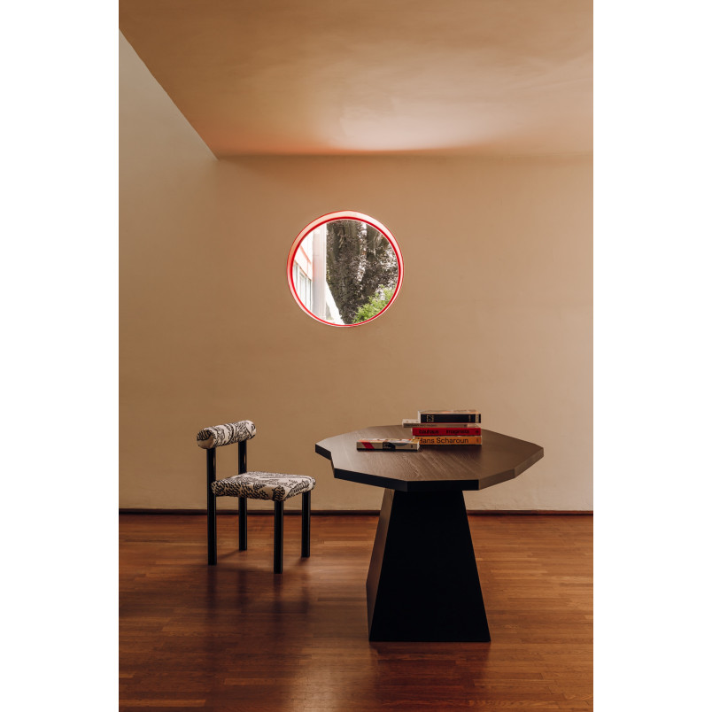 Stół dębowy nieregularny na jednej nodze Object110 180x100cm czarny NG Design