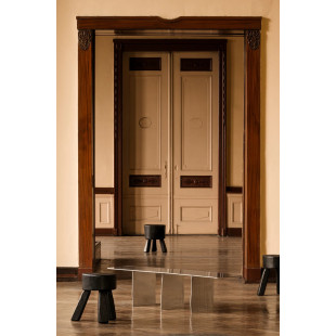 Stolik pomocniczy dębowy designerski Object122 37cm czarny NG Design