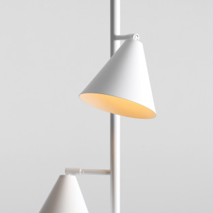 Lampa podłogowa Form biała Aldex | Minimalizm i jakość