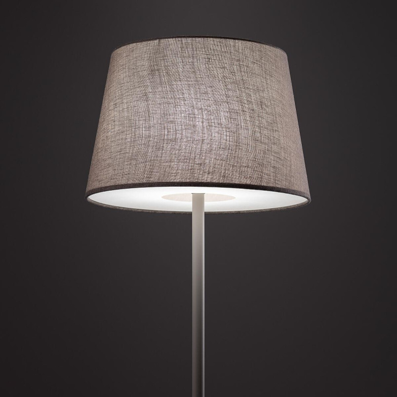 Lampa podłogowa ze stożkowym abażurem Tutoia 163cm beż / jedwabny szary Nowodvorski