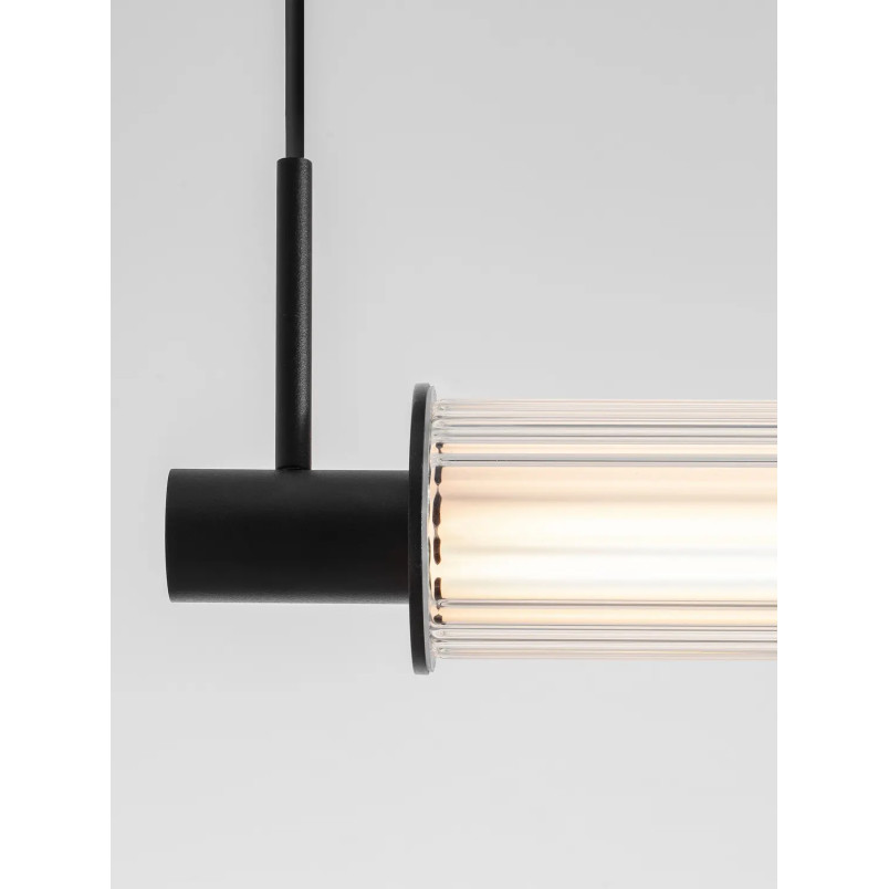 Lampa podłużna szklana z ryflowanym kloszem Limidi 131cm ściemniacz LED 2700-3000K szkło przeźroczyste / czarny