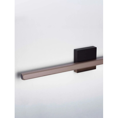 Kinkiet podłużny minimalistyczny Rappo 62cm LED 3000K IP54 złoty beż / czarny