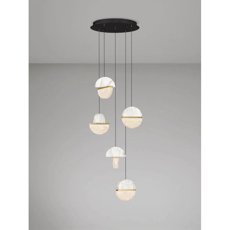 Lampa wisząca marmurowo-szklana 5 punktowa Pianetti 46cm LED 2700K biały marmur / złoty mosiądz / przeźroczysty