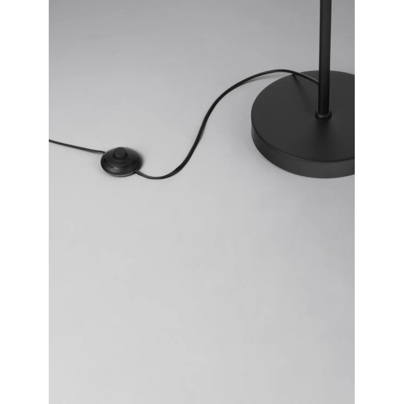 Lampa podłogowa z rattanowym kloszem Casa re 46cm H148cm czarna