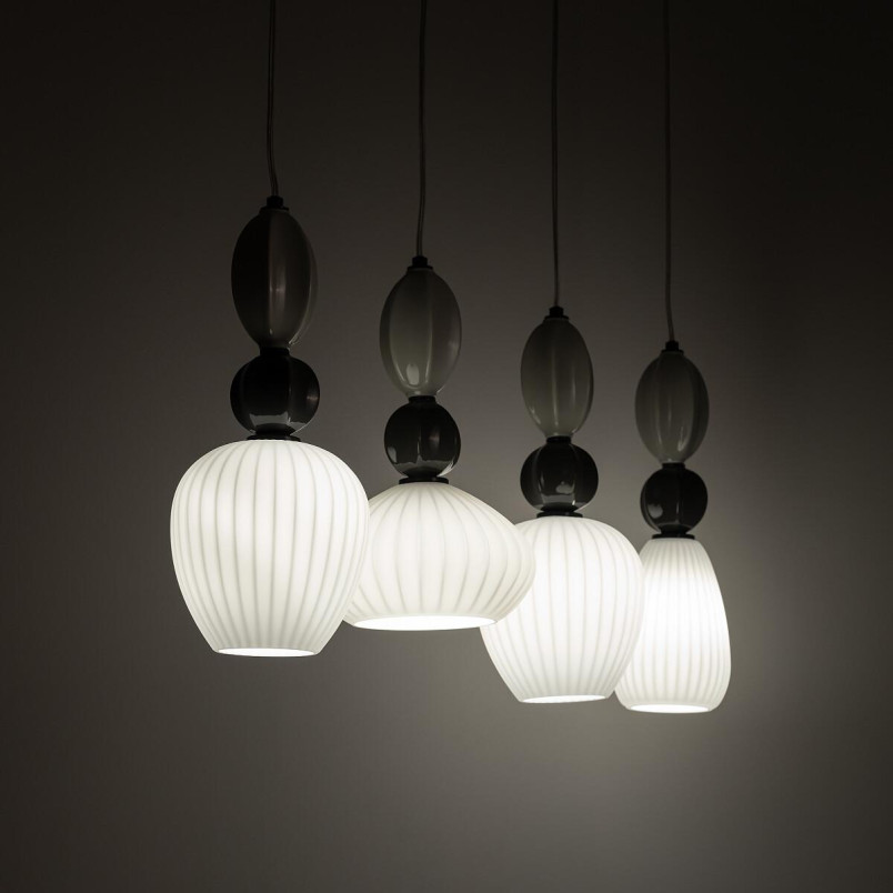Lampa wisząca szklana ryflowana 4 punktowa z ceramiką Corals 95cm biały / szary / czarny Nowodvorski