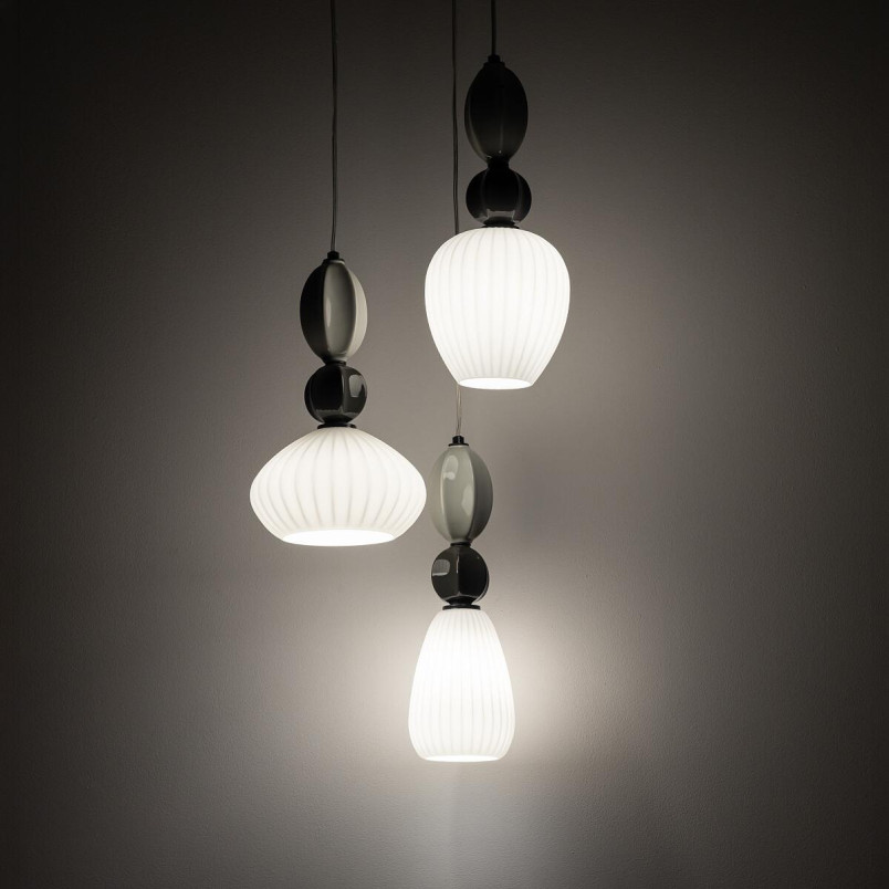 Lampa wisząca szklana ryflowana 3 punktowa z ceramiką Corals 39cm biały / szary / czarny Nowodvorski