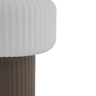 Lampa stołowa ceramiczna z ryflowanym szklanym kloszem Tika biały / brąz Nowodvorski