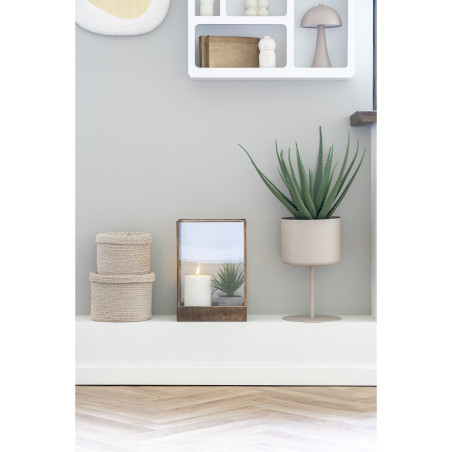 Osłonka  / doniczka metalowa na nóżce Trofa 21,5cm kaszmirowa House Nordic