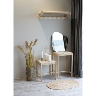 Stołek barowy drewniany z plecionym siedziskiem Abano 66,5cm House Nordic