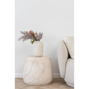 Stolik pomocniczy japandi Bonn 47cm imitacja kamienia House Nordic