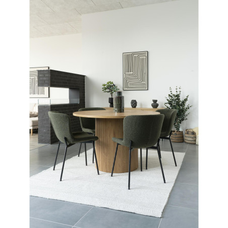 Stół okrągły na ryflowanej podstawie Boavista 120cm odcień dębu House Nordic