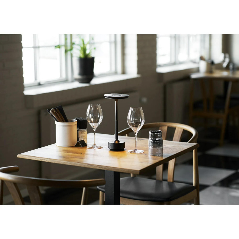 Lampa stołowa dotykowa - bezprzewodowa Lyneham LED czarna House Nordic