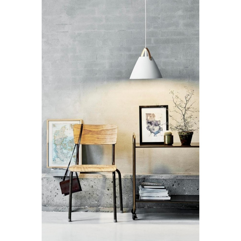 Lampa wisząca Strap biała | Skandynawski design | Design For The People