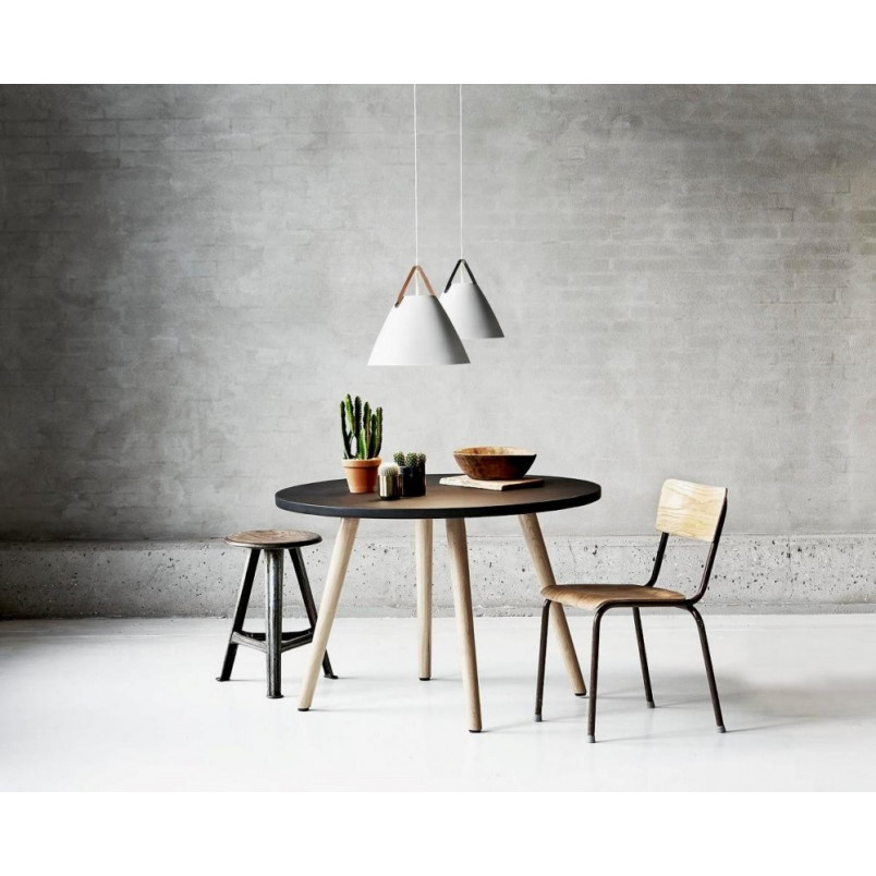 Lampa wisząca Strap biała | Skandynawski design | Design For The People