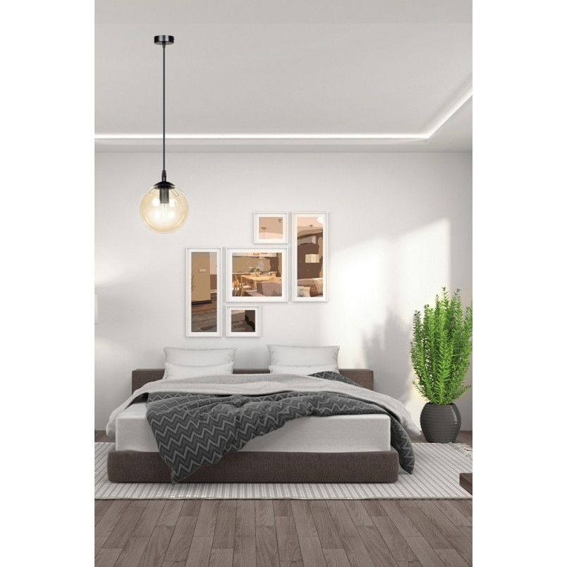 Lampa wisząca Cosmo - szklana kula, bursztynowy odcień | Emibig