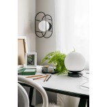 Lampa stołowa Kuul - szklana kula, biało-czarna | Ummo