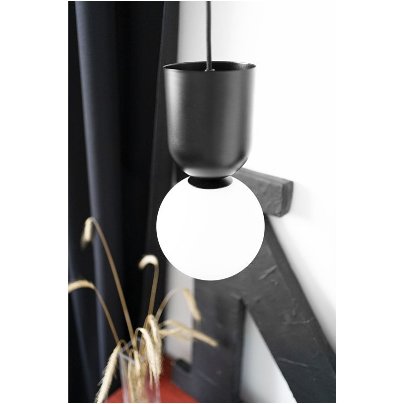 Lampa wisząca Luoti - szklana kula 15cm | Ummo