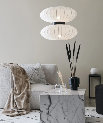 Nastrojowa i stylowa lampa wisząca do salonu Daburu Markslojd